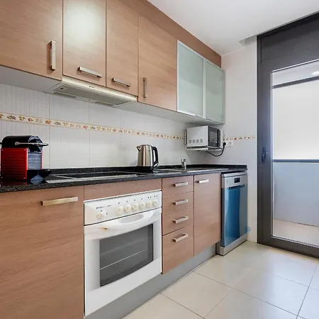 Hauzify I Oliveres Apartment